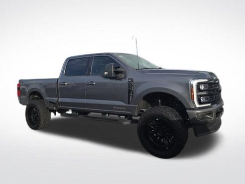 Used 2024 Ford F250 XLT w/ Black Appearance Package AWD/4WD image 1