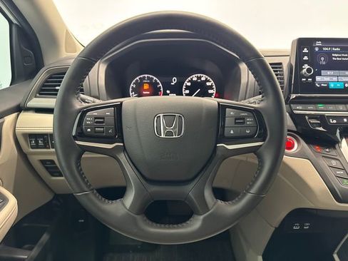 Used 2025 Honda Odyssey EX-L image 24