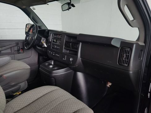 Used 2021 Chevrolet Express 2500 w/ Driver Convenience Package RWD image 11