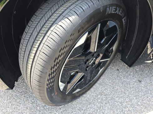 New 2025 Kia EV6 Wind image 30