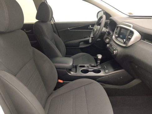Used 2020 Kia Sorento L FWD image 21