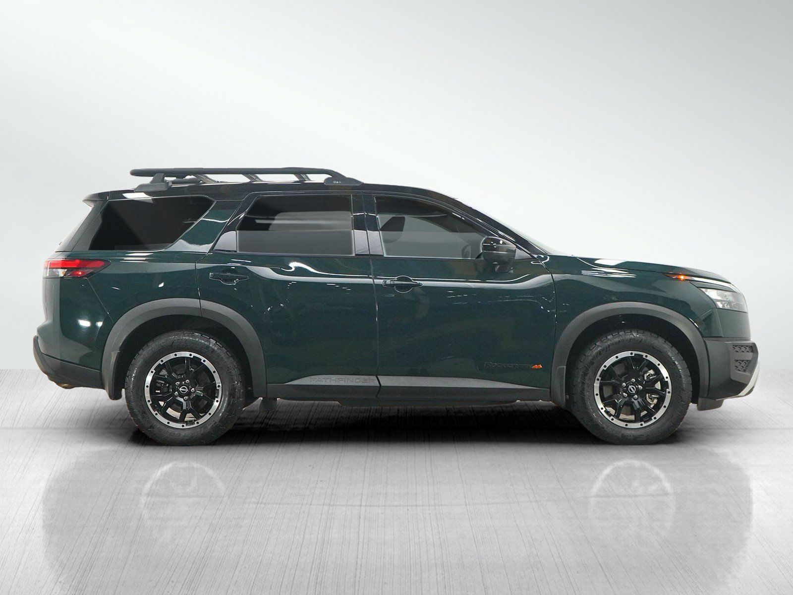 Used 2024 Nissan Pathfinder Rock Creek AWD/4WD image 6