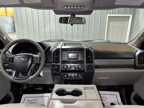 Used 2019 Ford F250 XL w/ Power Equipment Group AWD/4WD image 17