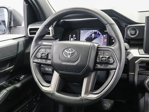 Used 2025 Toyota 4Runner SR5 RWD image 15