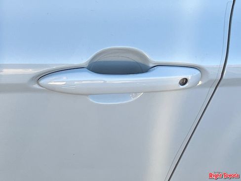 Certified 2024 Toyota Camry SE w/ Convenience Package FWD image 10
