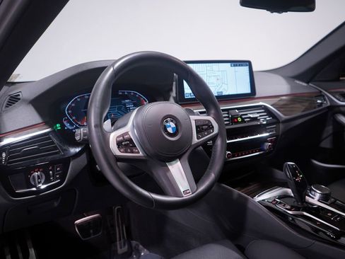 Used 2023 BMW 540i w/ M Sport Package image 6