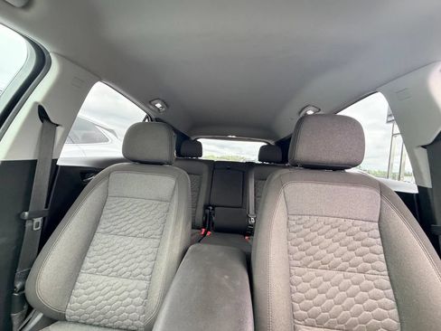 Used 2020 Chevrolet Equinox LT AWD/4WD image 15