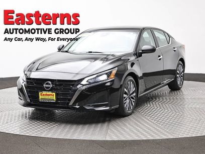 Used 2025 Nissan Altima 2.5 SV