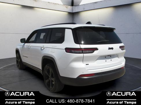 Used 2023 Jeep Grand Cherokee L Laredo RWD image 6
