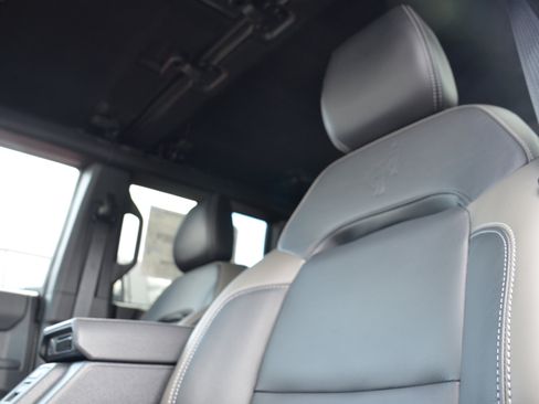 New 2026 Ford Bronco Outer Banks w/ Sasquatch Package AWD/4WD image 17