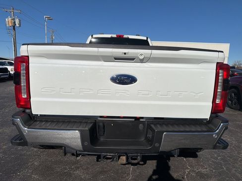 Used 2024 Ford F350 Lariat w/ Lariat Ultimate Package image 4