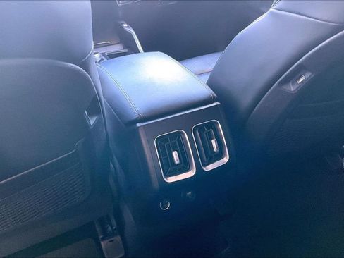Used 2022 Kia Sorento S FWD image 14