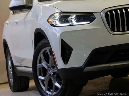 Certified 2024 BMW X3 xDrive30i w/ Premium Package AWD/4WD image 4