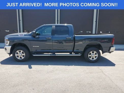 Used 2026 RAM 2500 Big Horn AWD/4WD image 3