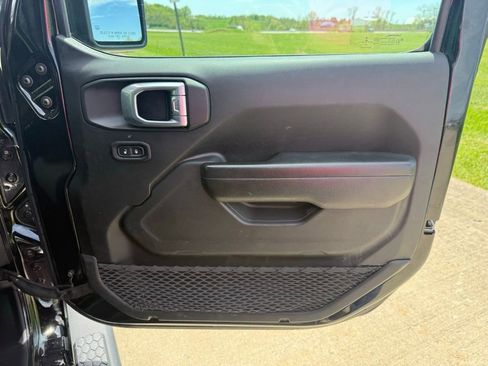 Used 2023 Jeep Wrangler Unlimited Sport AWD/4WD image 19