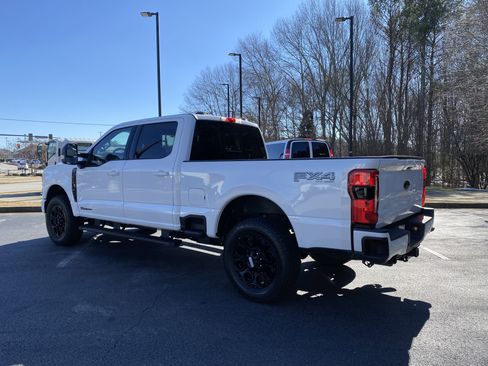 Used 2025 Ford F250 Lariat w/ Lariat Ultimate Package image 7