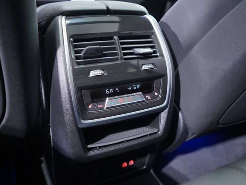 Used 2026 BMW X5 sDrive40i RWD image 15