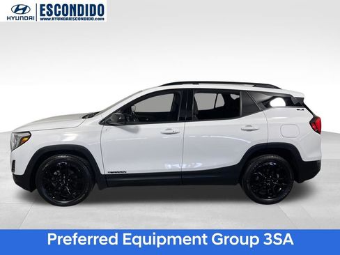 Used 2019 GMC Terrain SLE w/ Black Edition image 2