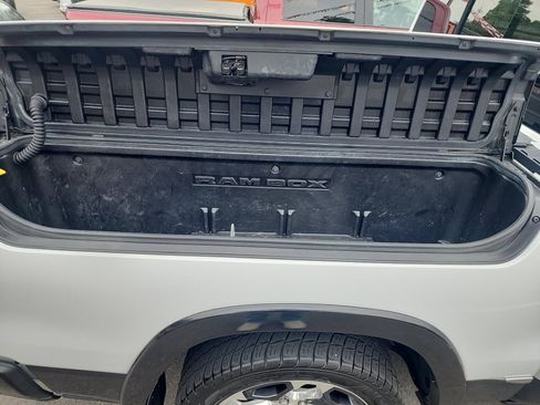 Used 2020 RAM 1500 Limited AWD/4WD image 17