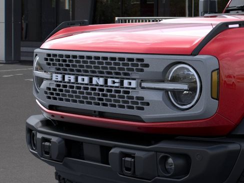 New 2026 Ford Bronco Badlands AWD/4WD image 19