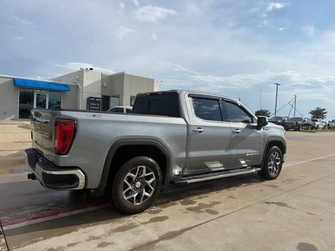 Used 2025 GMC Sierra 1500 SLT w/ SLT Premium Plus Package AWD/4WD image 8
