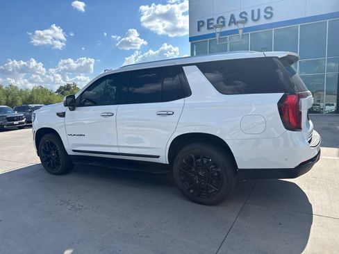 Used 2026 GMC Yukon Elevation w/ LPO, Floor Liner Package RWD image 3