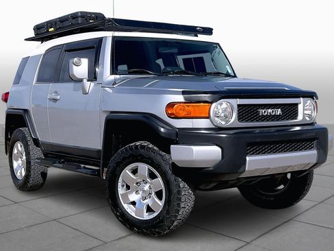 Used 2007 Toyota FJ Cruiser 4WD image 3