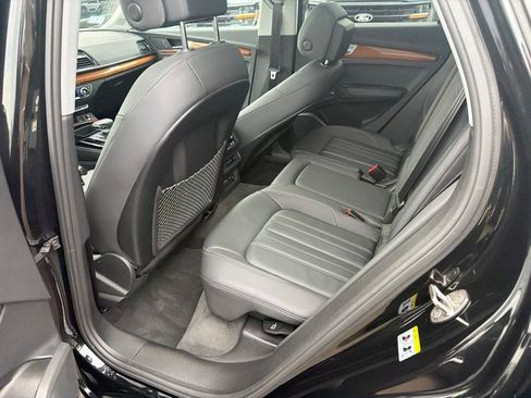 Used 2023 Audi Q5 2.0T Premium Plus w/ Premium Plus Package AWD/4WD image 13