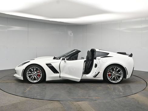 Used 2016 Chevrolet Corvette Z06 w/ 2LZ Preferred Equipment Group RWD image 43