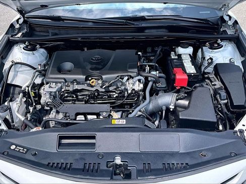 Used 2024 Toyota Camry SE FWD image 29