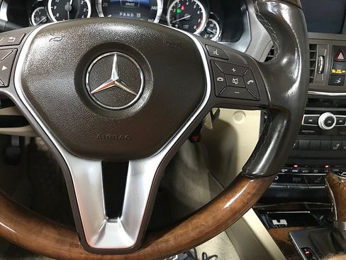 Used 2012 Mercedes-Benz E 350 Cabriolet image 29