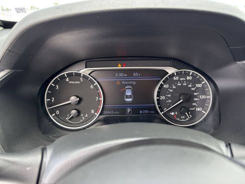 Used 2025 Nissan Altima 2.5 SV FWD image 39