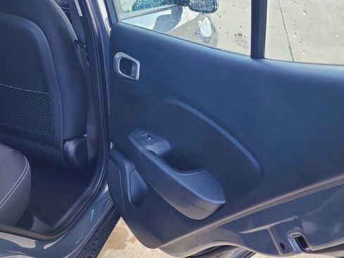New 2026 Hyundai Venue SEL FWD image 13