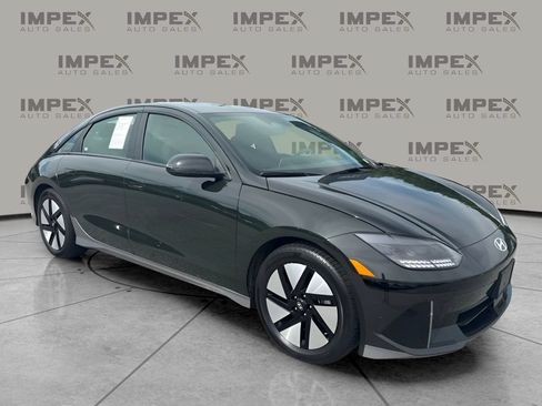 Used 2024 Hyundai Ioniq 6 SE AWD/4WD image 4
