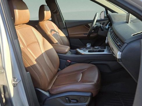 Used 2018 Audi Q7 2.0T Premium AWD/4WD image 20