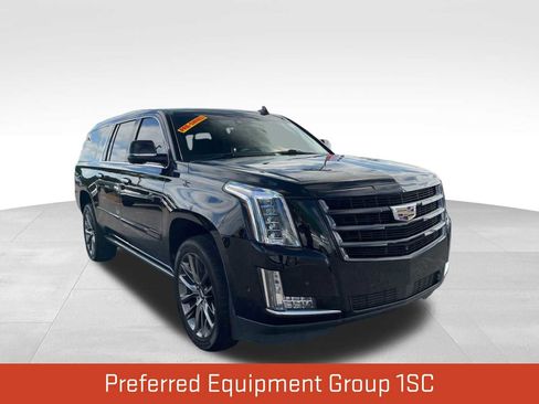 Used 2019 Cadillac Escalade ESV Premium Luxury RWD image 3