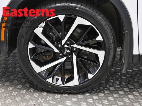Used 2024 Mitsubishi Outlander SE AWD/4WD image 31