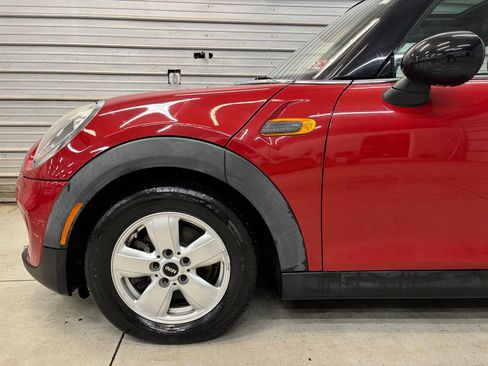 Used 2015 MINI Cooper 2-Door Hardtop FWD image 4