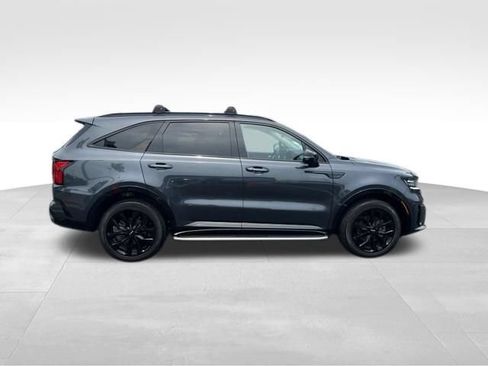 Certified 2023 Kia Sorento SX AWD/4WD image 9