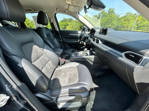 Used 2020 MAZDA CX-5 Touring FWD image 16