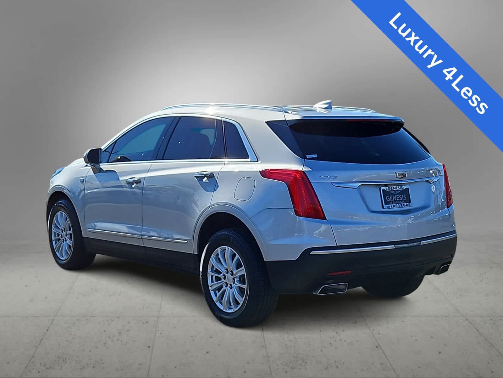 Used 2018 Cadillac XT5 FWD image 6