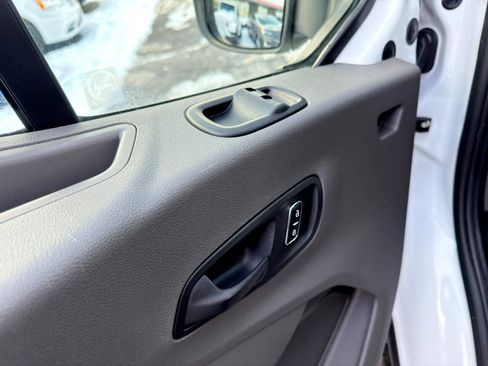 Used 2024 Ford Transit 250 Low Roof w/ Exterior Upgrade Package image 21