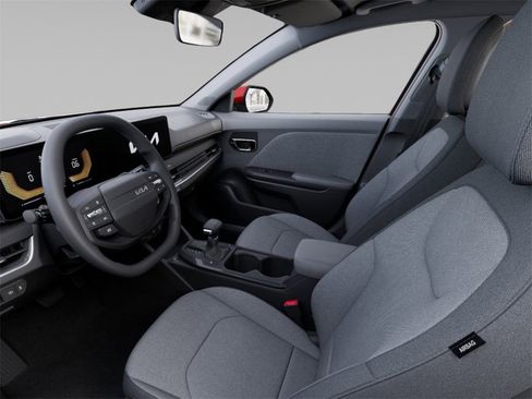 New 2025 Kia K4 LXS image 17