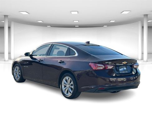 Used 2021 Chevrolet Malibu LT image 3