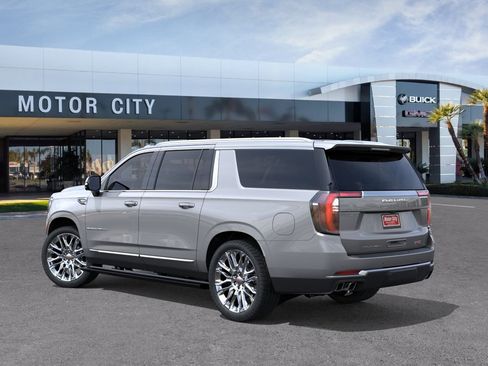 New 2026 GMC Yukon XL Denali w/ Denali Reserve Package AWD/4WD image 5