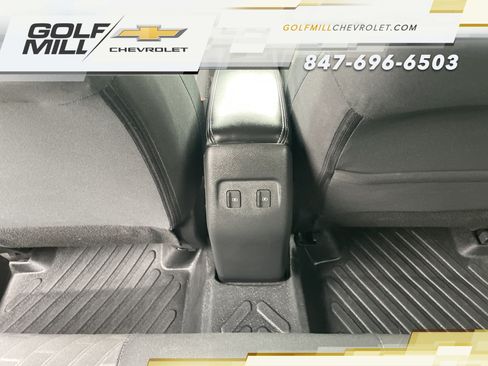 Used 2024 Nissan Kicks SV FWD image 28