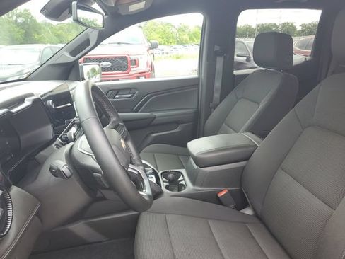 Certified 2023 Chevrolet Colorado LT w/ LT Convenience Package II AWD/4WD image 17