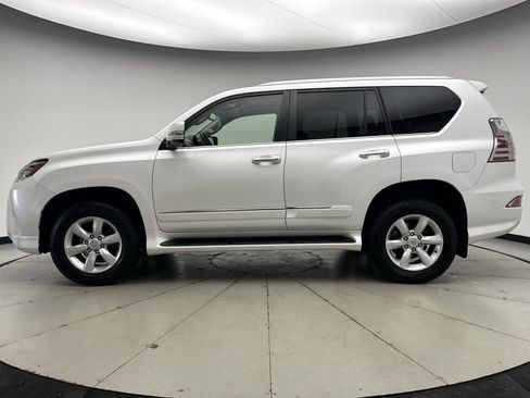 Used 2017 Lexus GX 460 w/ Navigation Package AWD/4WD image 2