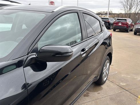 Used 2019 Honda HR-V EX image 5
