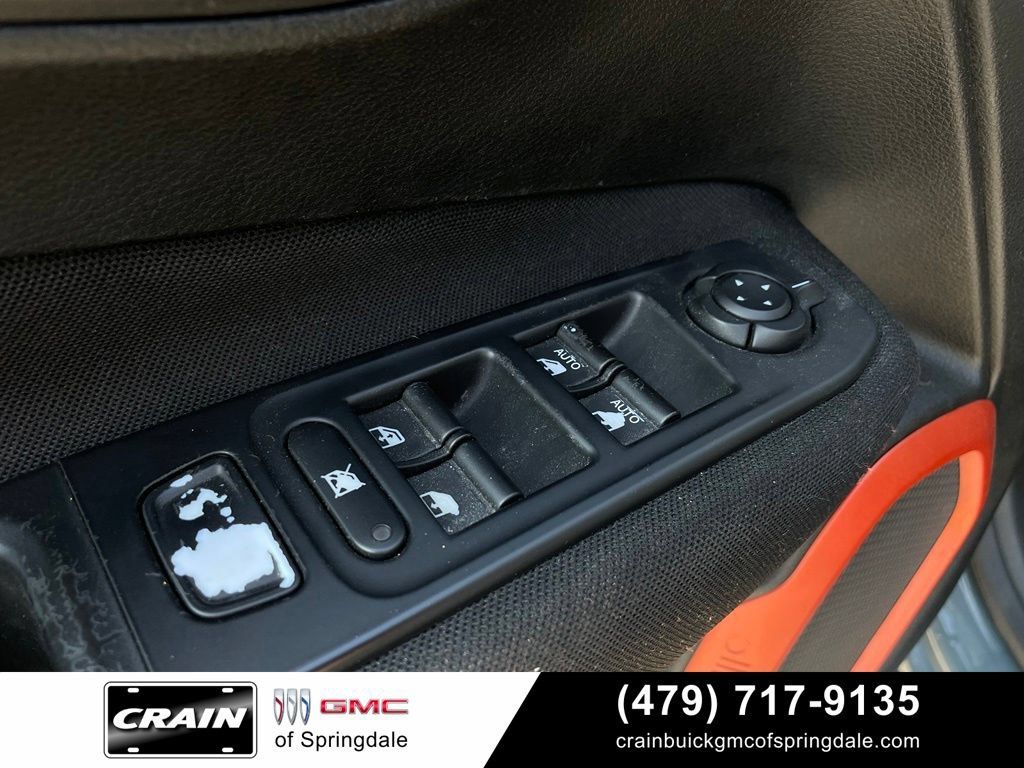 Used 2018 Jeep Renegade Sport w/ Power & Air Group AWD/4WD image 12